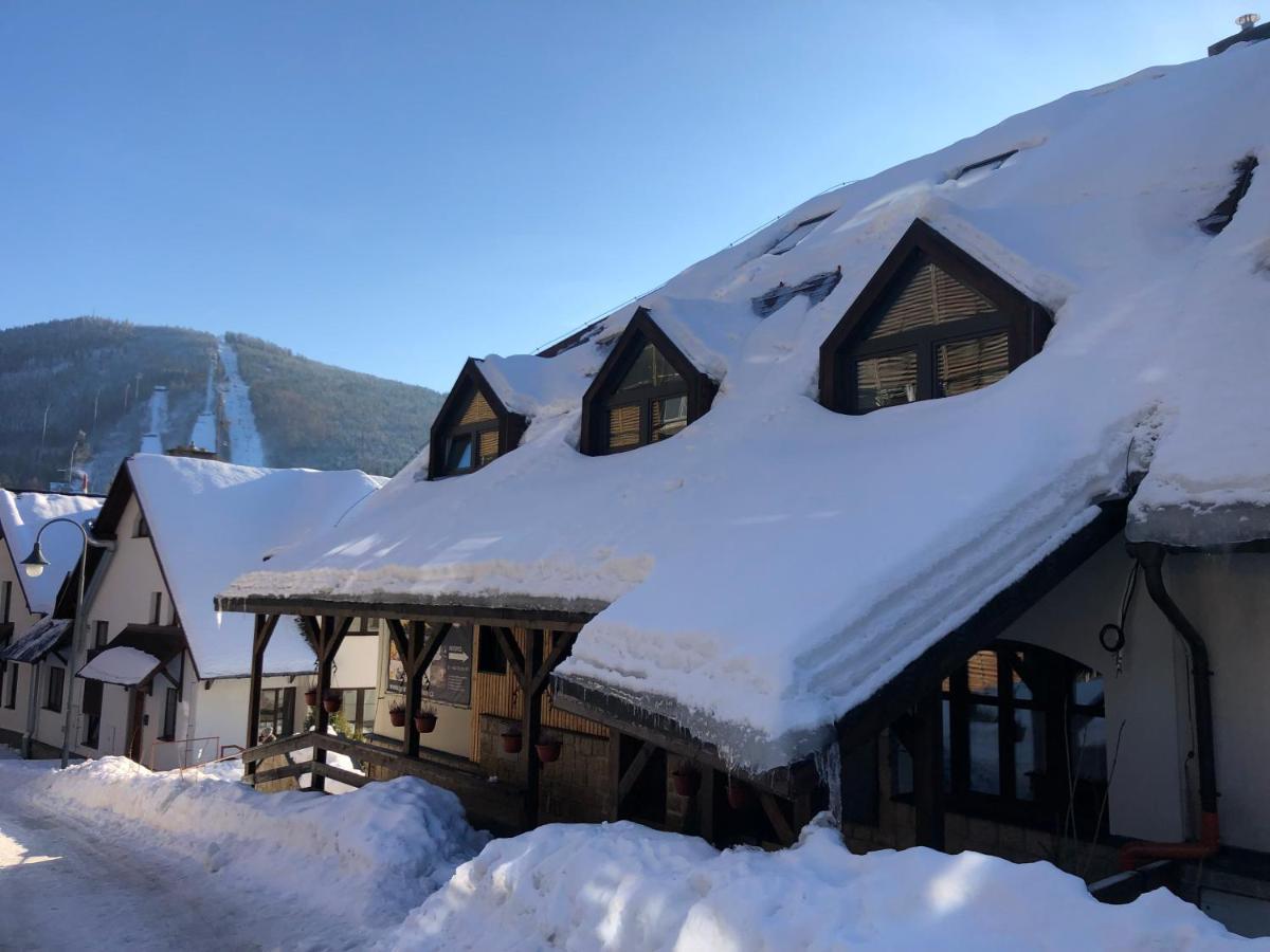 Grand Harrachov Pension V Centru Bagian luar foto