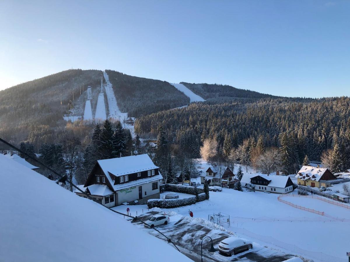 Grand Harrachov Pension V Centru Bagian luar foto