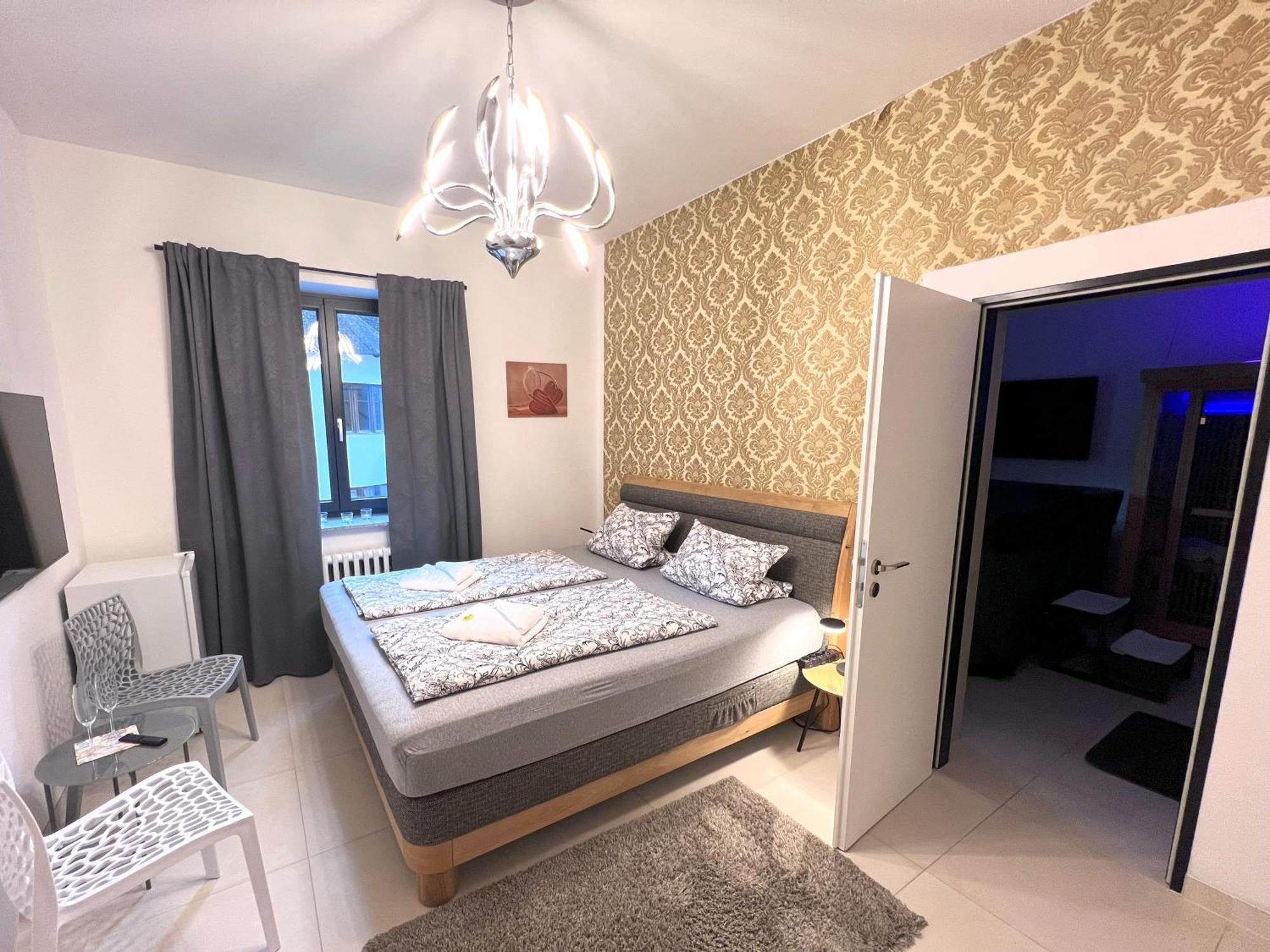Grand Harrachov Pension V Centru Bagian luar foto