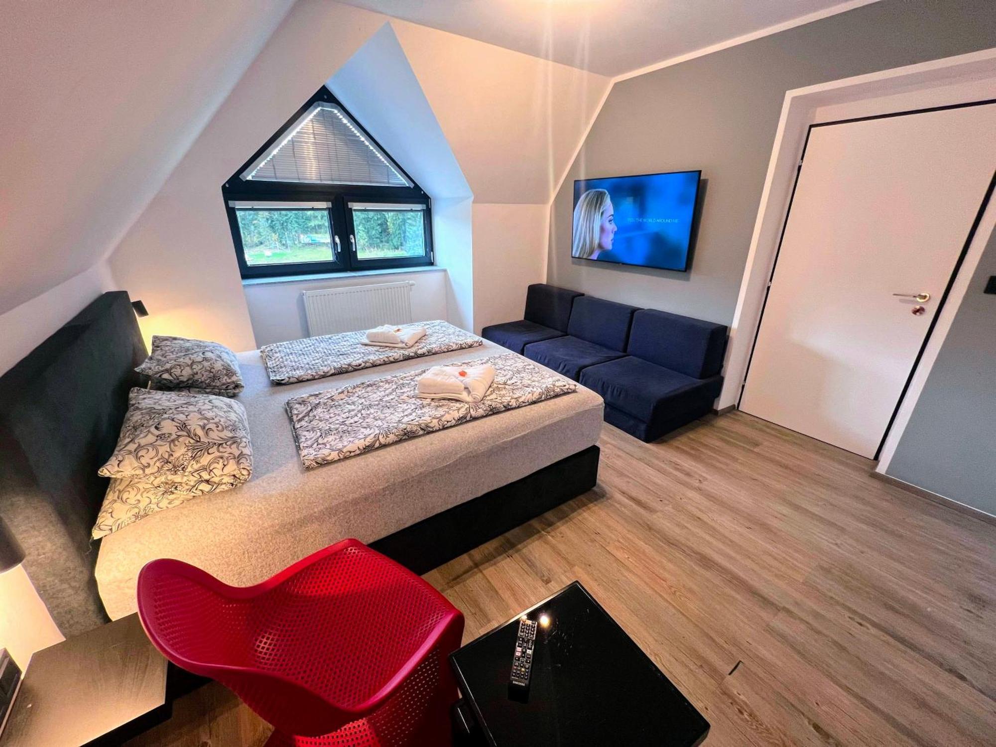 Grand Harrachov Pension V Centru Bagian luar foto